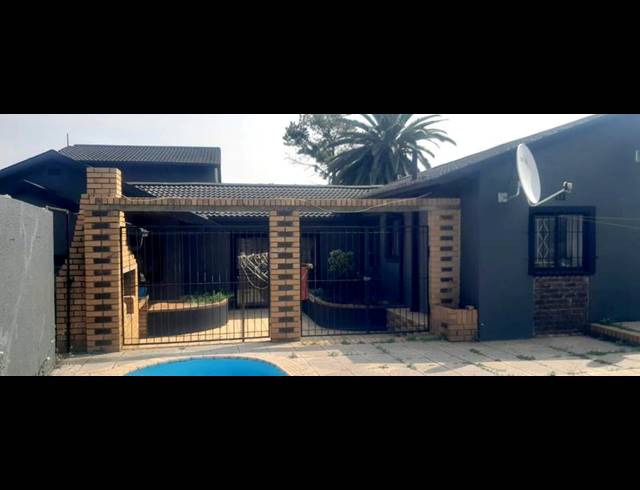 4 BEDROOM HOUSE FOR SALE IN NATURENA